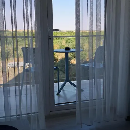 Appartement Lucian Douăzeci şi Trei August